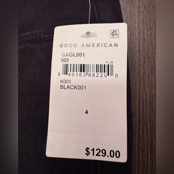 GOOD AMERICAN GOOD LEGS BLACK JEANS SIZE 4 28” INSEAM - Picture 3 of 3